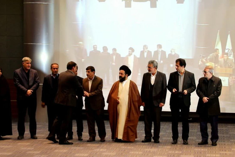 تجلیل از پژوهشگران و فناوران برگزیده استان‌ کهگیلویه و بویراحمد 