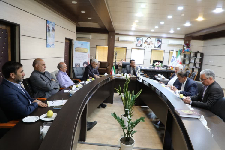 دیدار هیئت امنای بنیاد حامیان دانشگاه با سرپرست دانشگاه یاسوج