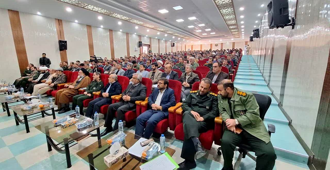 تقدیر از طرح پیشنهادی عضو هیات علمی دانشگاه یاسوج به عنوان طرح برتر در همایش نخبگان و اعضای هیات های اندیشه ورز استان کهگیلویه و بویراحمد 