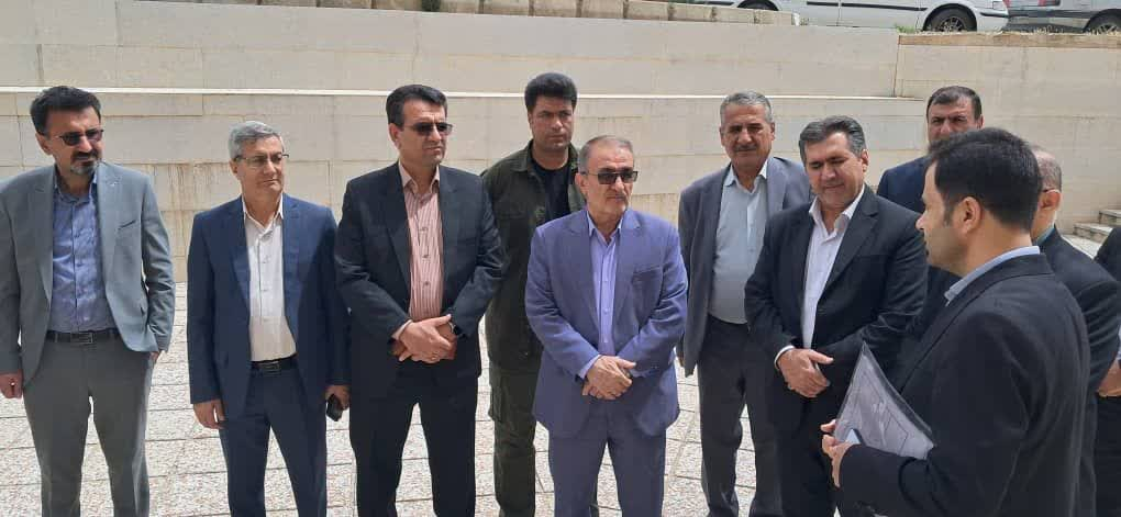 بازدید استاندار کهگیلویه و بویراحمد از محل برگزاری کنکور سراسری در دانشگاه یاسوج