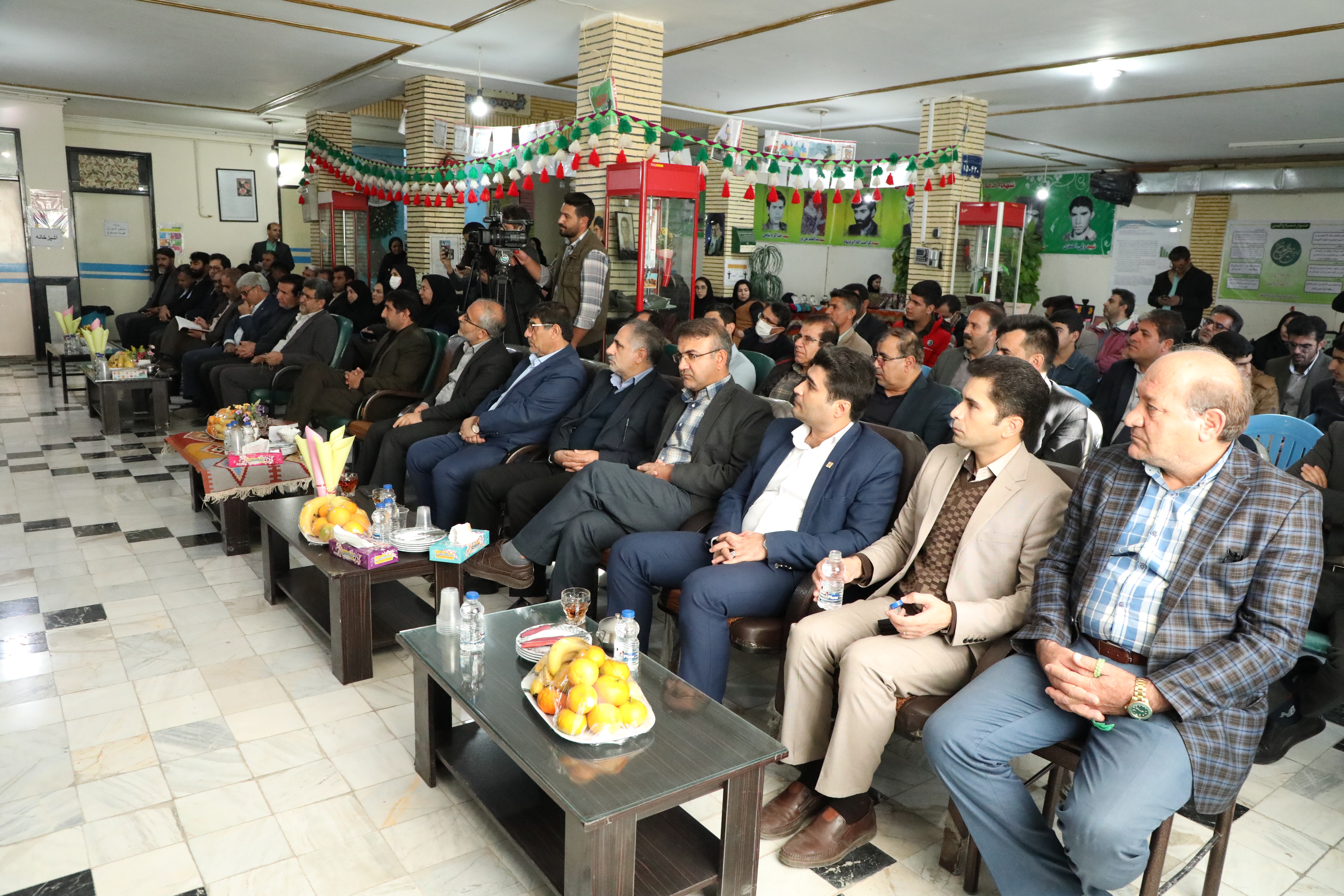   زنگ آغاز  "هفته پژوهش" در یاسوج به صدا درآمد +(گزارش تصویری)